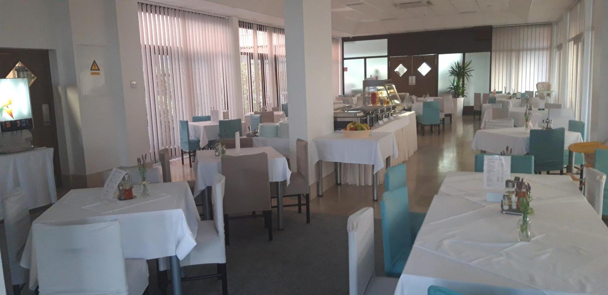Hotel Albamaris Biograd Na Moru Exterior foto